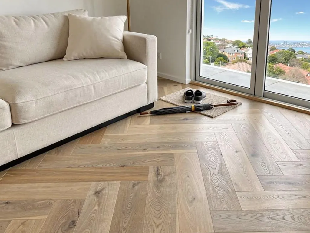 What are the key benefits of choosing hybrid flooring for Sydney properties