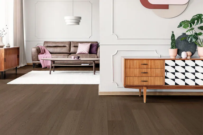 Royal 3mm Vinyl Plank flooring in Estate Brown, room scene
