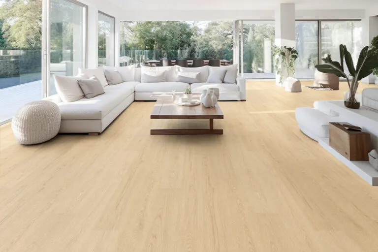 Royal 3mm Vinyl Plank flooring in Golden Oak, room scene