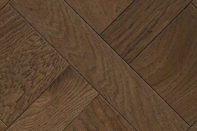 Royal Floors Bespoke Versailles oak flooring in Emberwood, panel detail