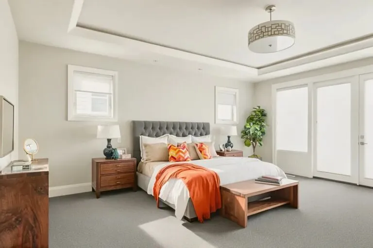 Royal Floors Elmsford carpet in Nox 5806, room scene