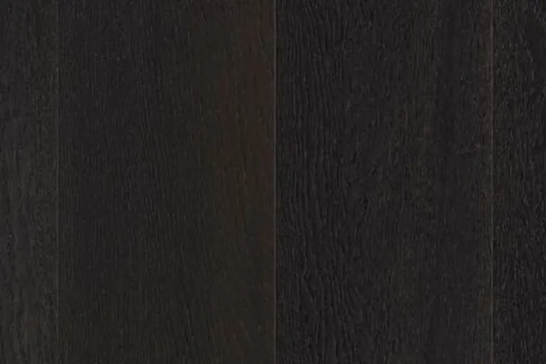 Royal Floors European Oak Natural Grade timber flooring in Charred Oak, grain detail