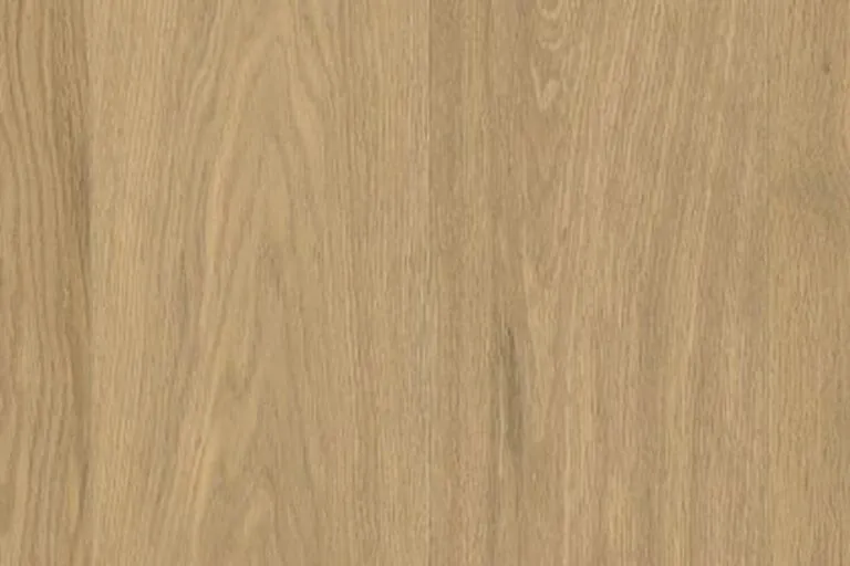 Royal Floors European Oak Natural Grade timber flooring in Drift Brown, grain detail