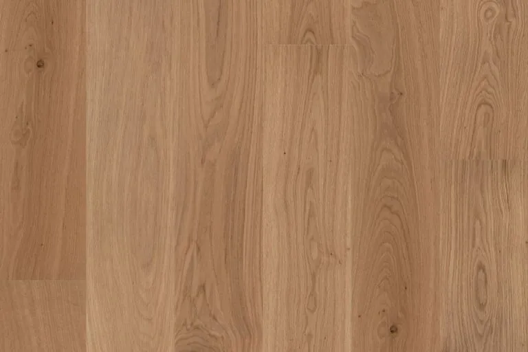 Royal Floors European Oak Natural Grade timber flooring in Fawn Oak, plank detail