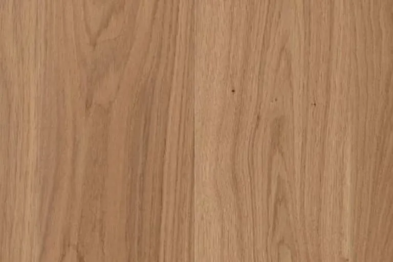 Royal Floors European Oak Natural Grade timber flooring in Fawn Oak, grain detail