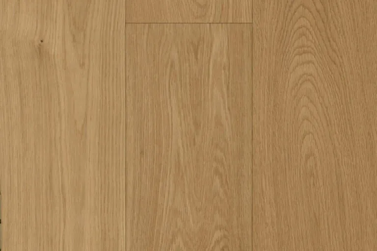 Royal Floors European Oak Natural Grade timber flooring in Light Neutral, plank detail