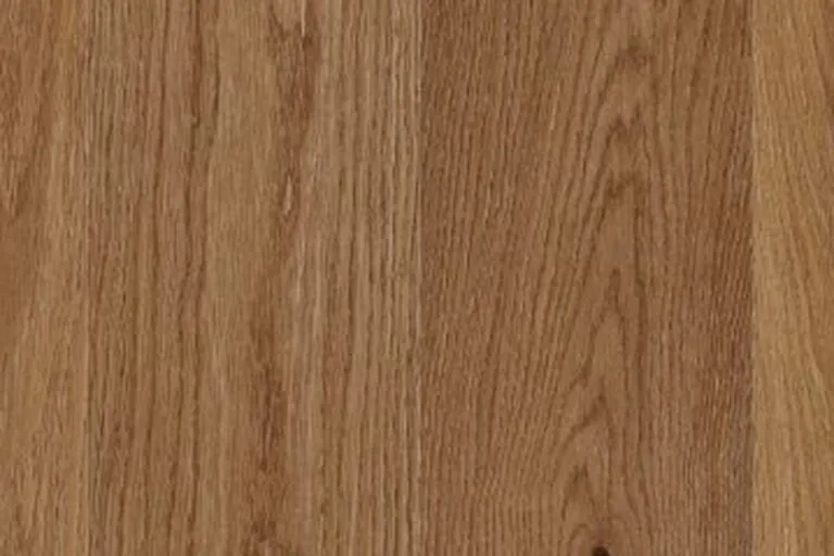 Royal Floors European Oak Natural Grade timber flooring in Russet Smoke, grain detail