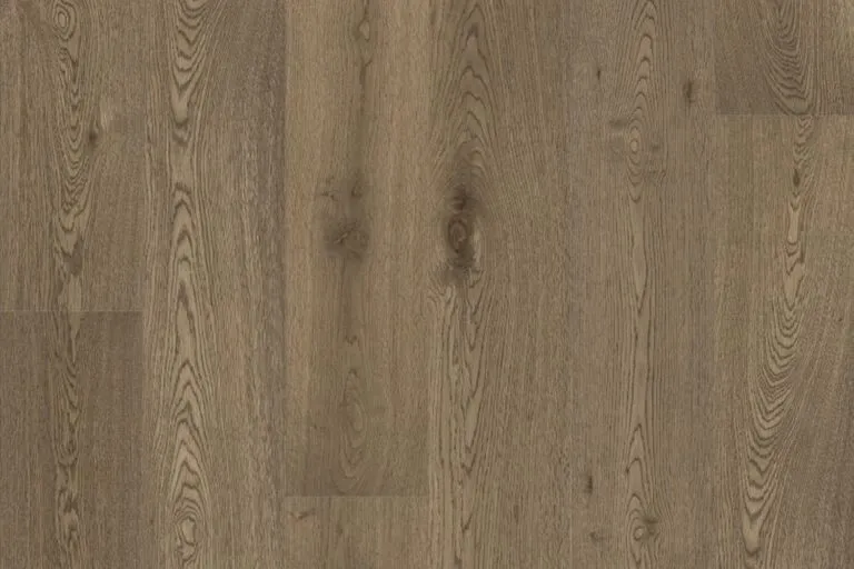 Royal Floors European Oak Natural Grade timber flooring in Rustic Cedar, plank detail
